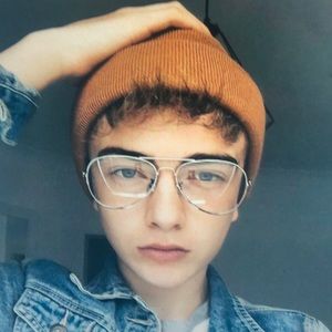 Meet your Posher, Abner